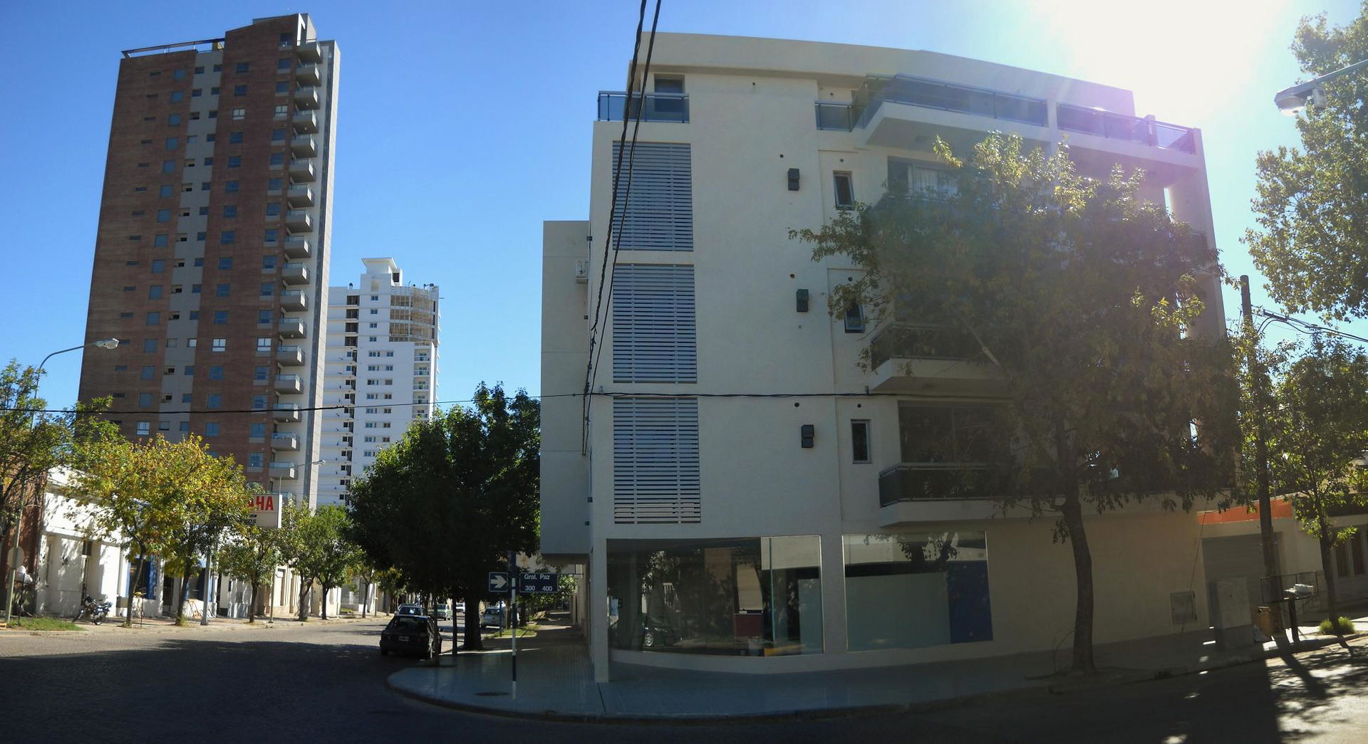 View of the two highest towers of Rafaela on Mitre Ave. Foto ta…