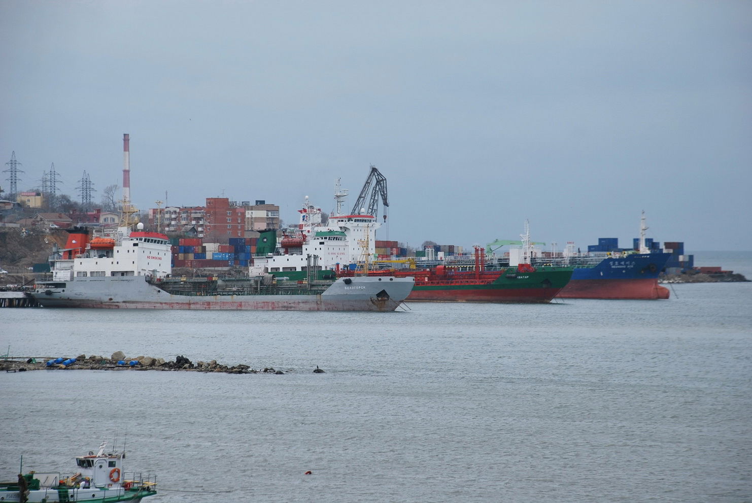 Belogorsk and Avatar anchored at pier in Amur Bay, Peter the Gr…
