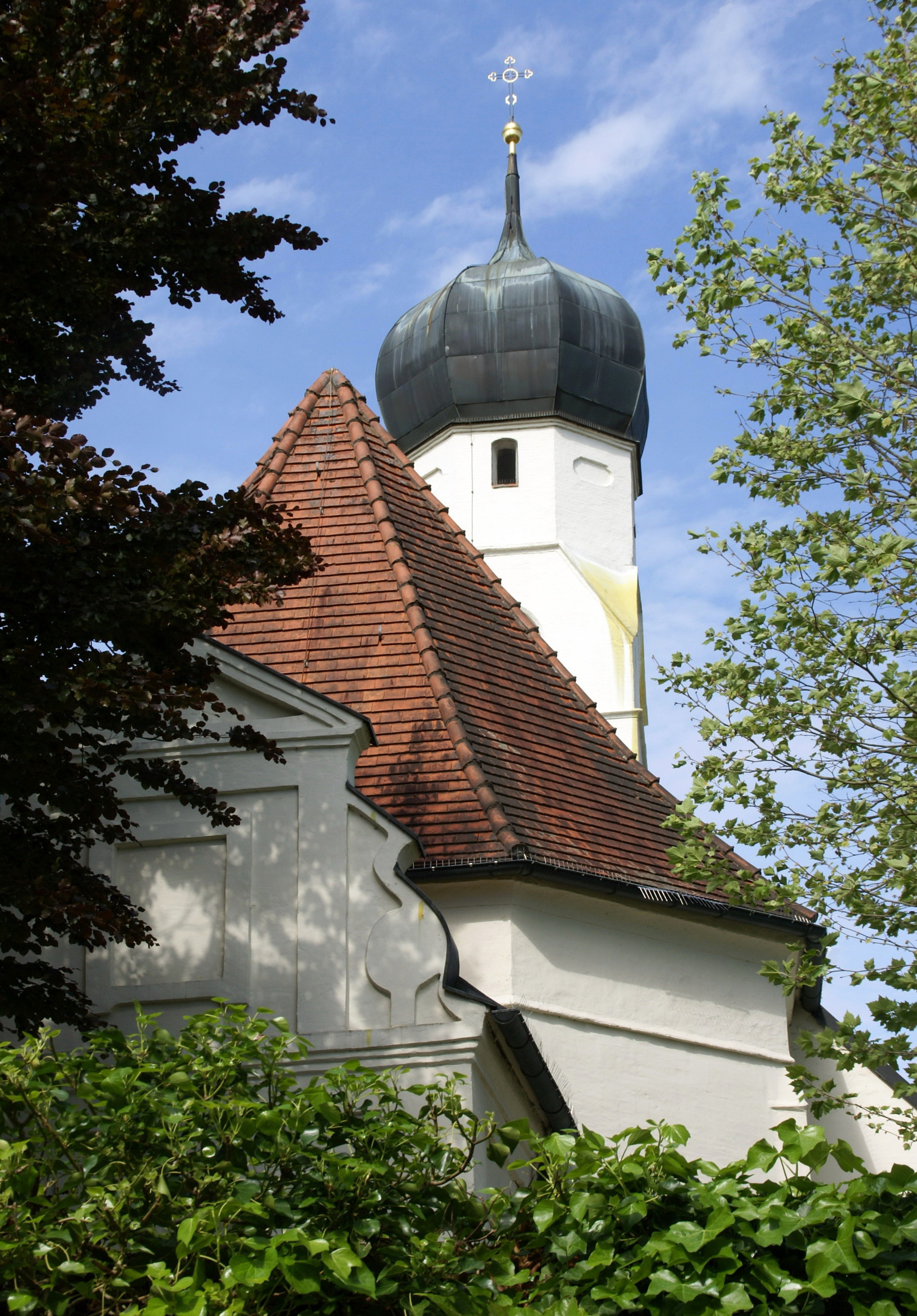 Catholic church of Maria Namen in the cemetery of Winhöring
