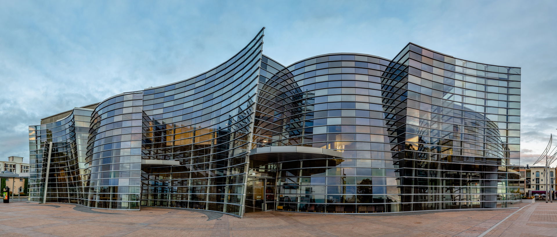 Christchurch Art Gallery during the blue hour, Christchurch, Ne…