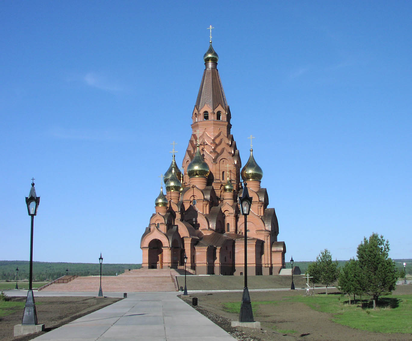 Крестовоздвиженский храм в Лесосибирске