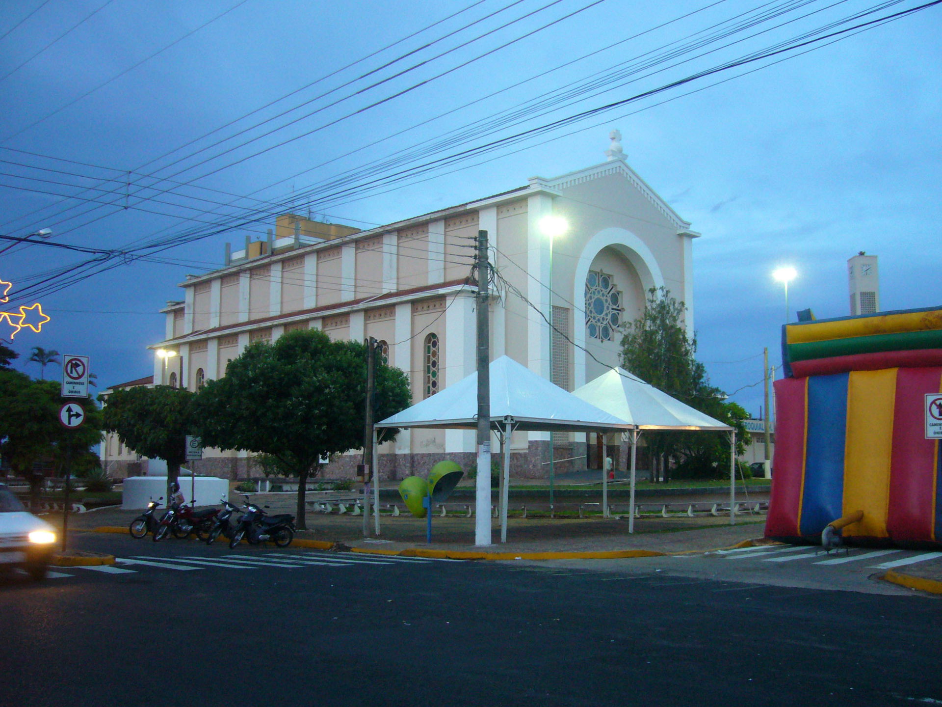 Igreja matriz da cidade de Fernandópolis, SP.