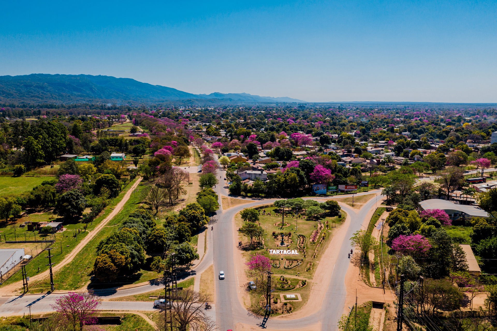 Fotografía aérea de Villa Saavedra, cerca del acceso sur de Tar…