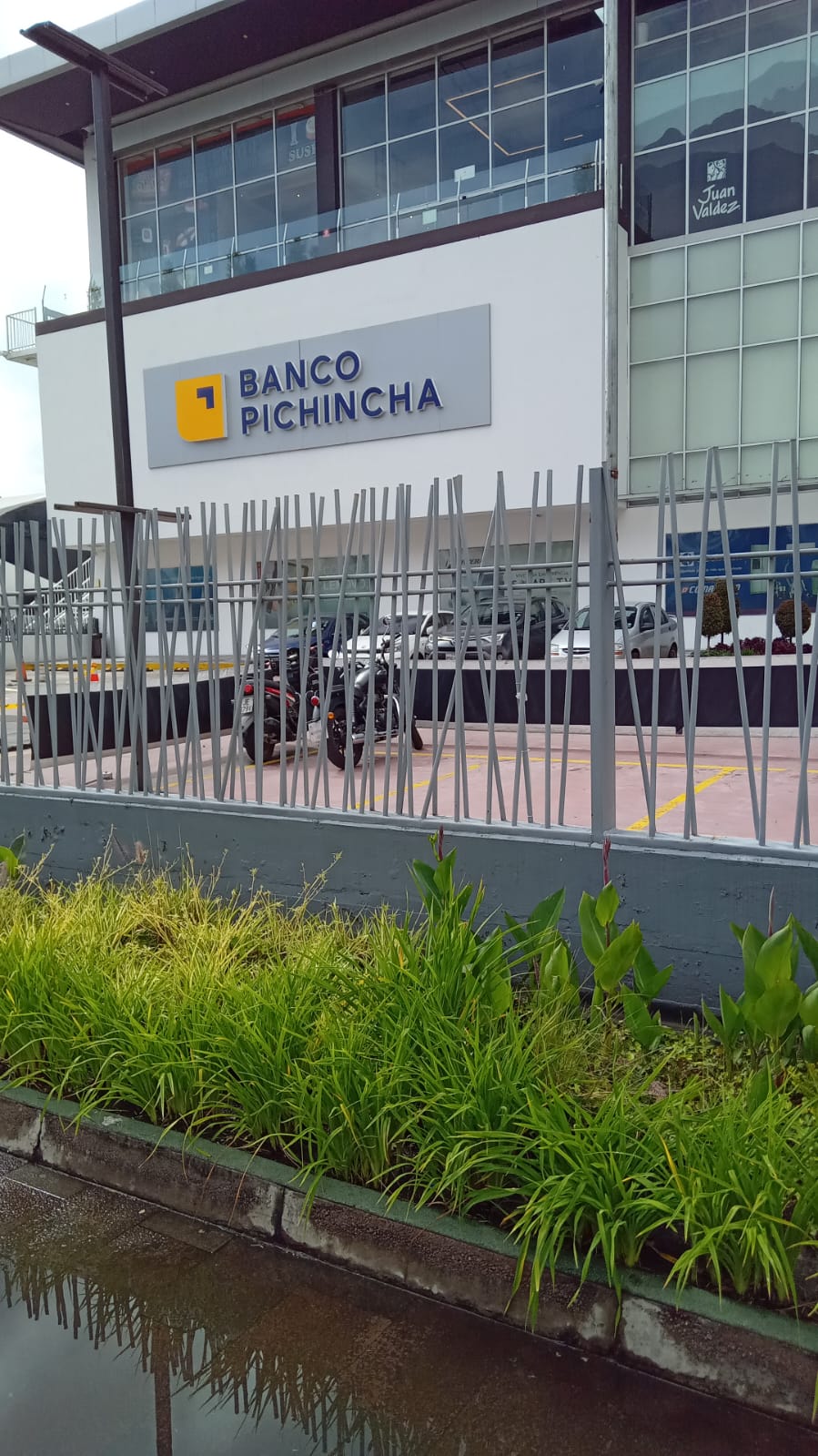 El Banco Pichincha es el mayor banco privado de Ecuador.
CCI C…