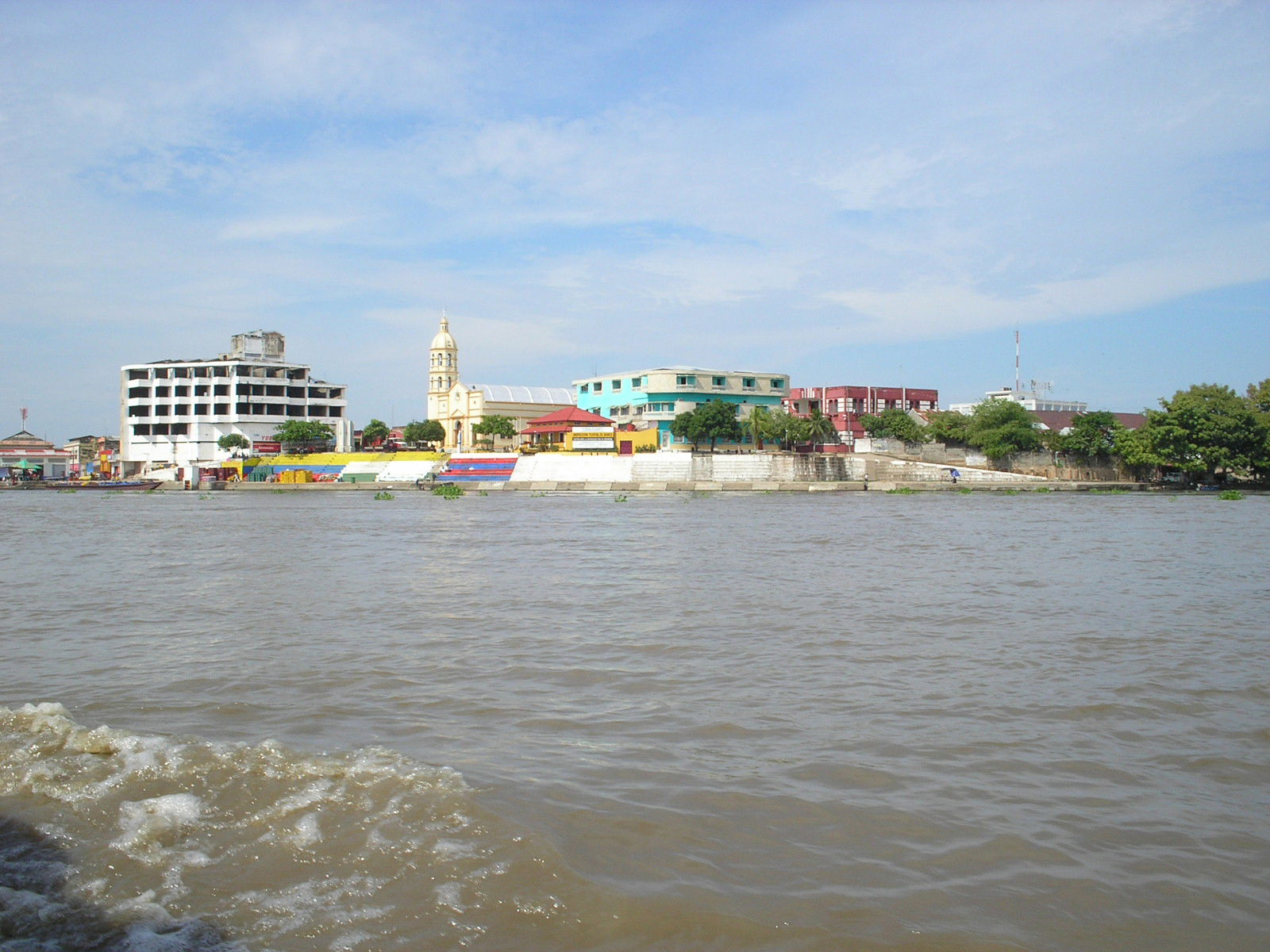 Panoramica de El Banco desde el rio Magdalena