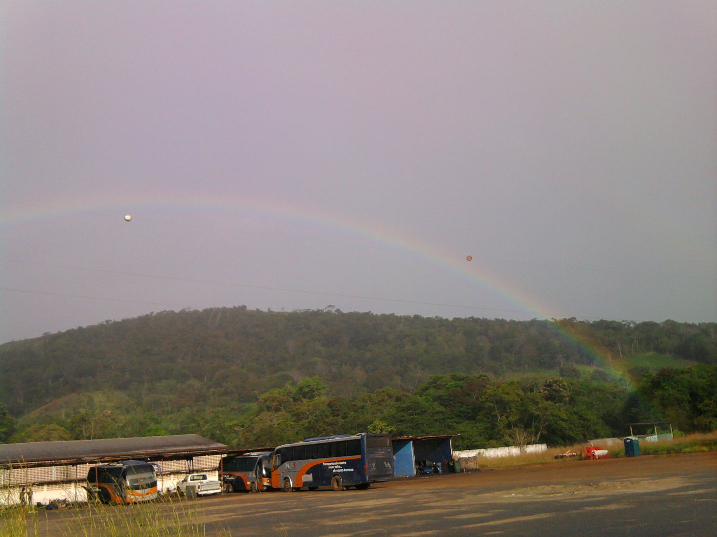 CERRO Y ARCO IRIS, UPATA ESTADO BOLIVAR