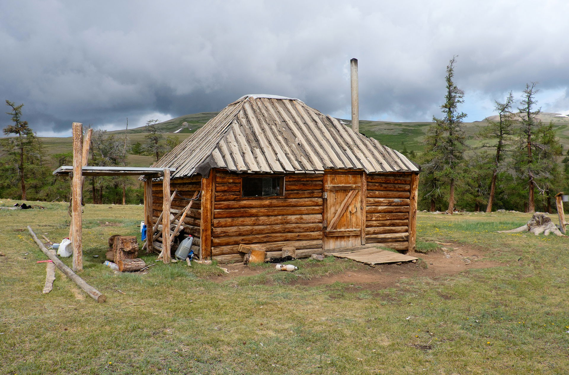 The traditional dwelling of the Altai shepherds Ail