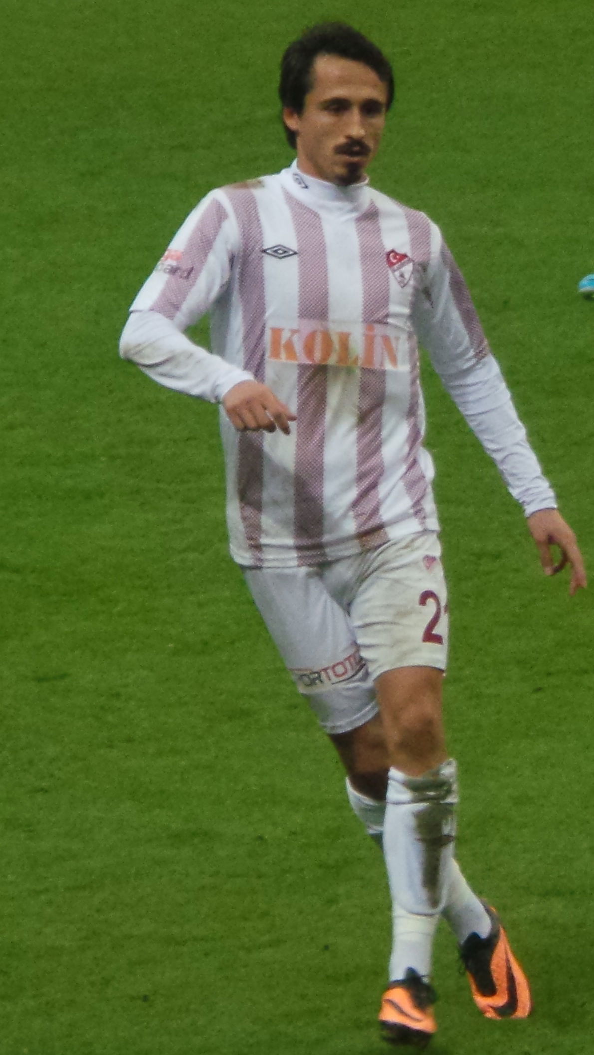 Serdar Özkan playing vs GS