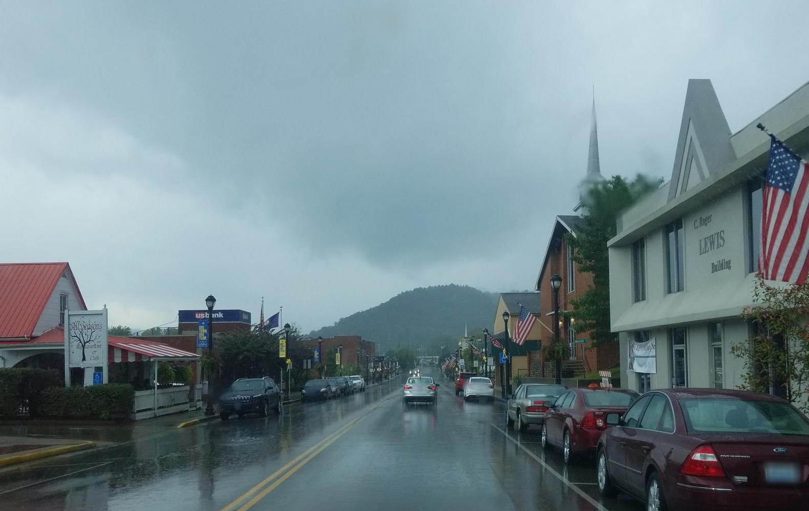 Main Street in Morehead, KY near the US Bank building.