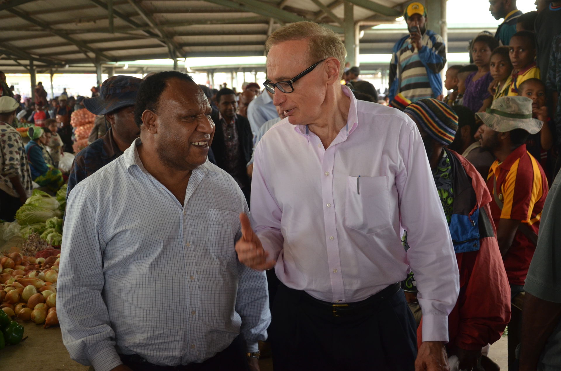 Senator Carr and PNG Foreign Minister Rimbink Pato at the Mt Ha…