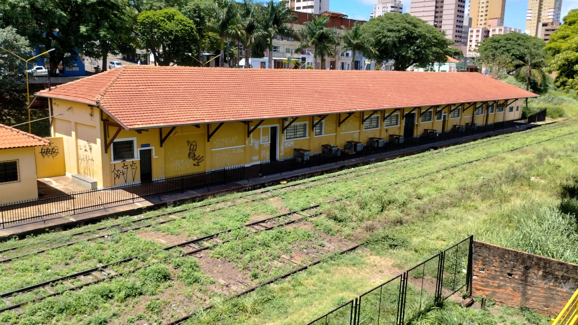 Fotografia da estação de Cornélio Procópio, da Rede de Viação S…