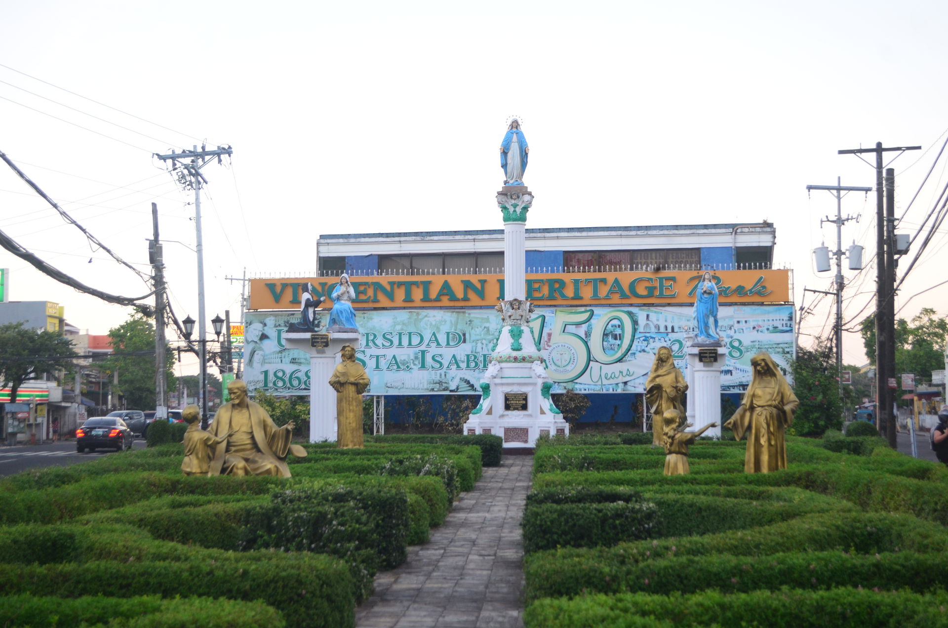 Vincentian Heritage Park, Syudad nin Naga