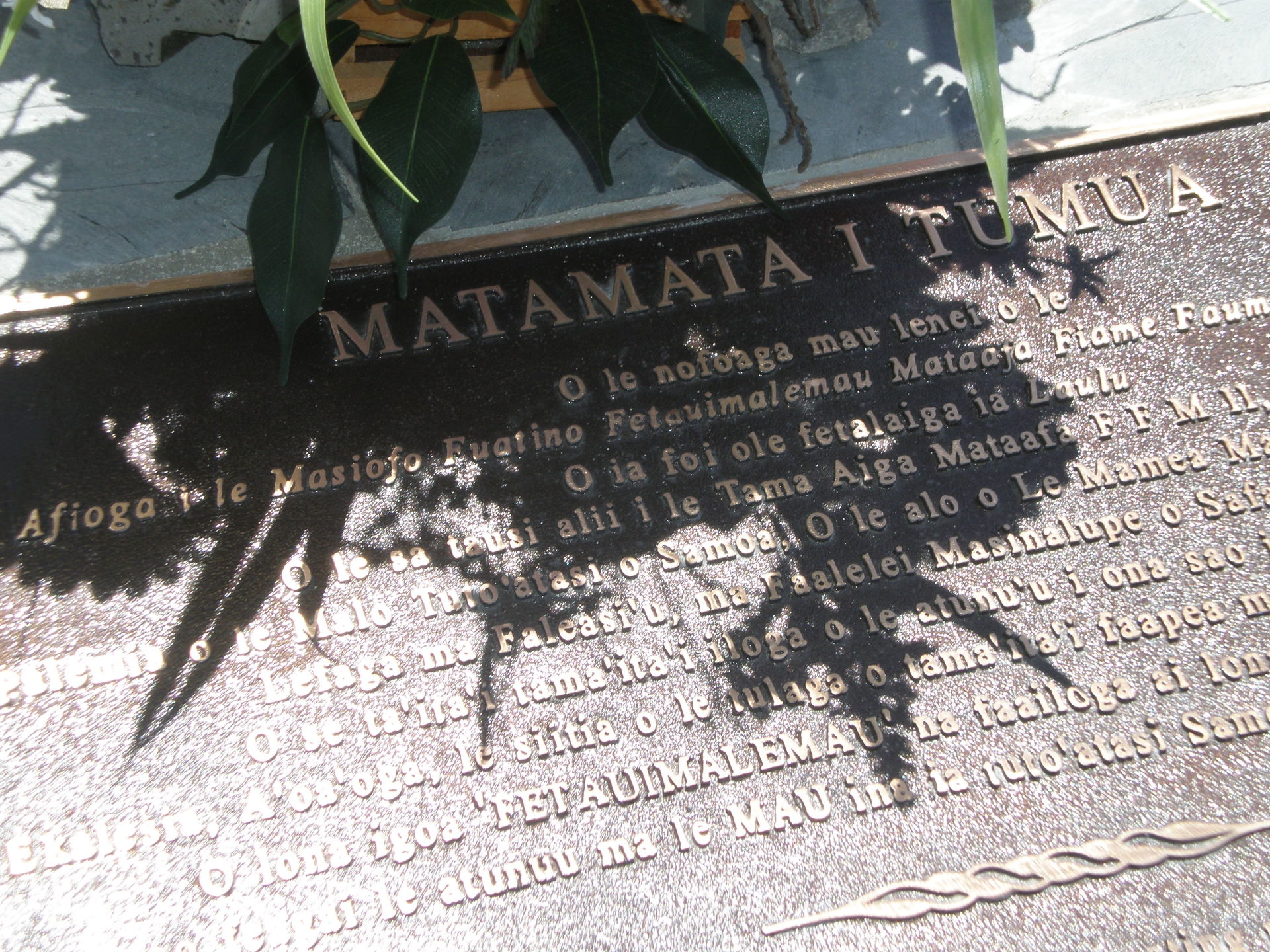Tombstone close up of Laulu Fetauimalemau Mata'afa, Lotofaga vi…