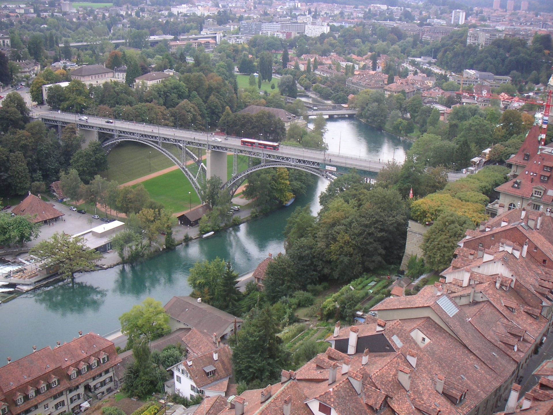 River Aare and Kirchenfeldbrücke in Bern.