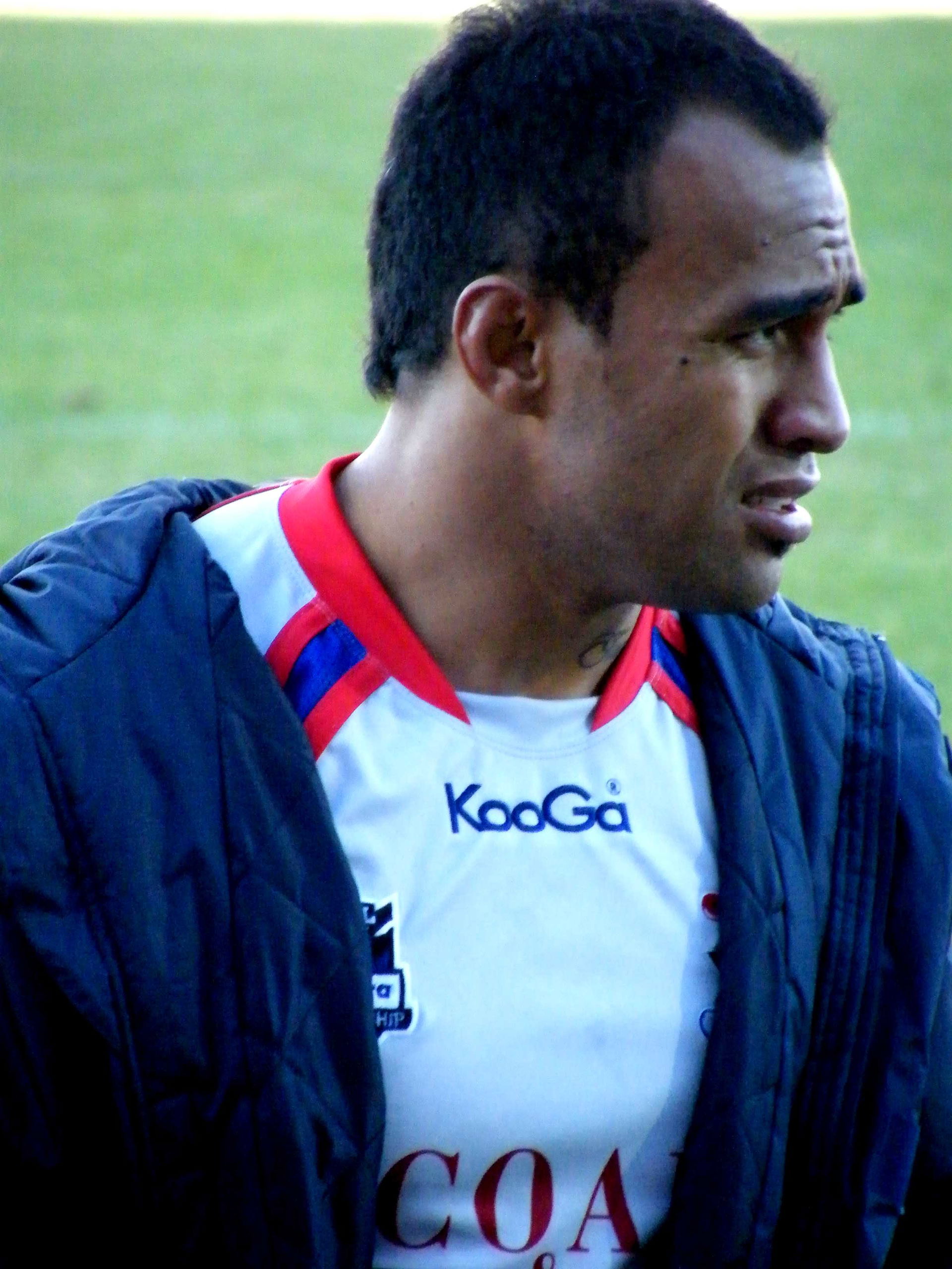 Mark Tafua of the Newcastle Knights