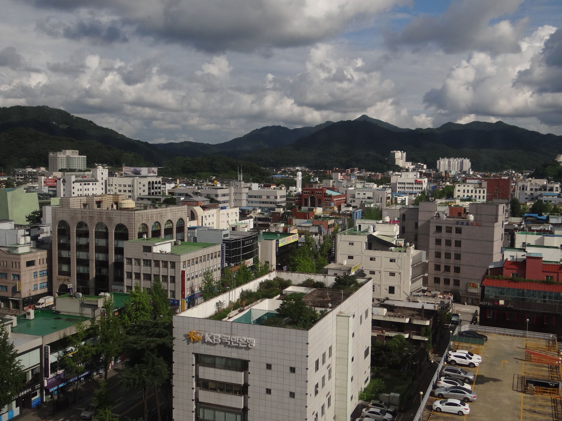 This is a picture I took in downtown Jeonju in July, 2018.