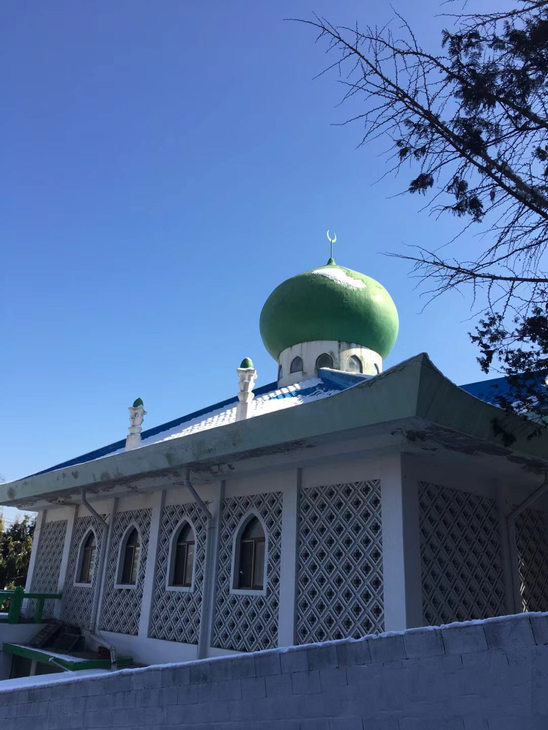 Built in 1986, this Masjid reflects the atton. style of Hanok e…