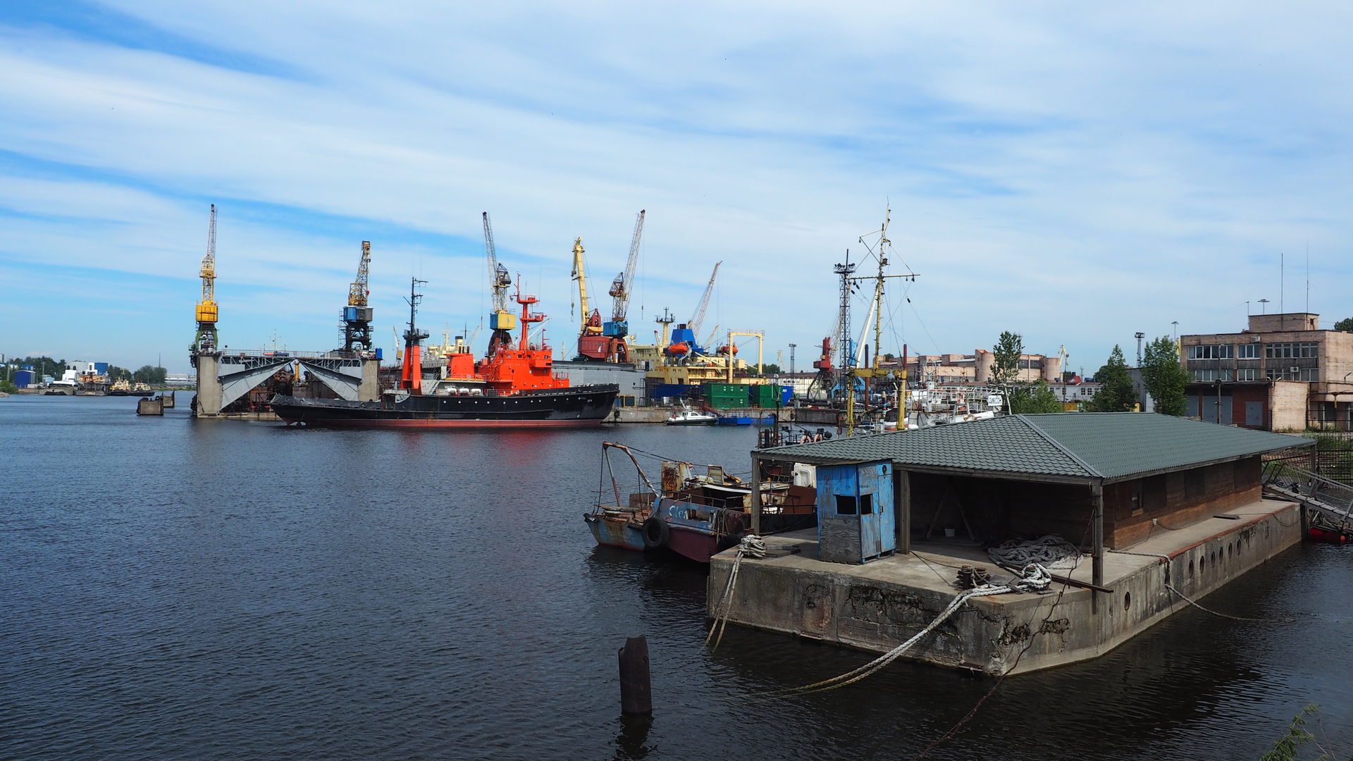 tug, motor ship Zeya