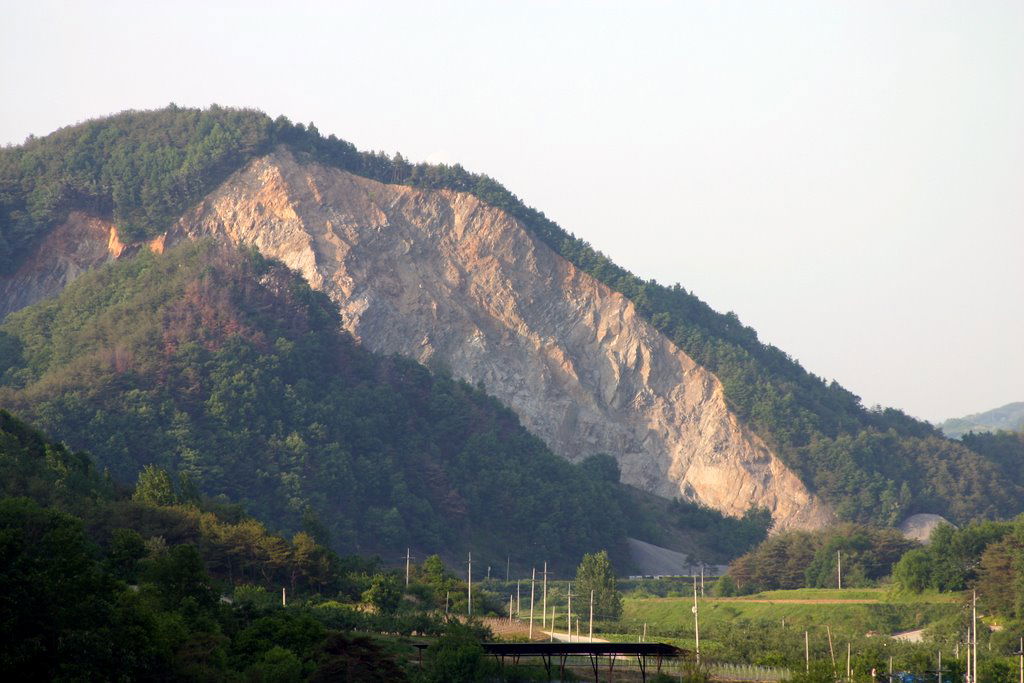 A rural scenery of Gyeongsangbuk-do, South Korea on May 26, 200…