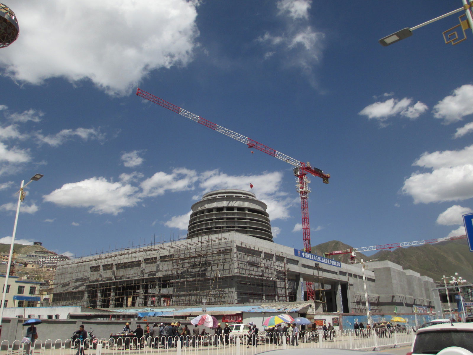 new construction in Gyegu, 2013