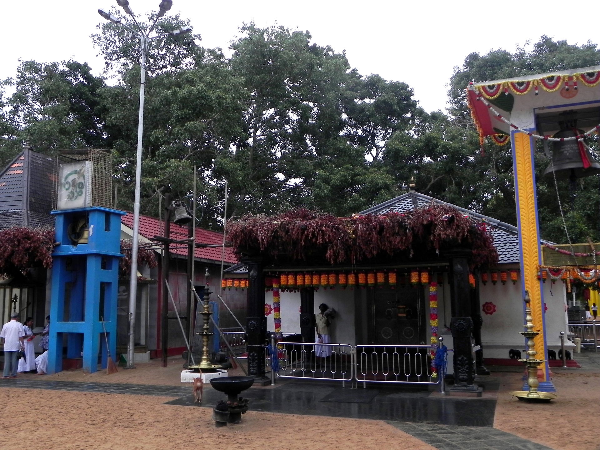The central Kataragama shrine, with Ganesh shrine in the backgr…