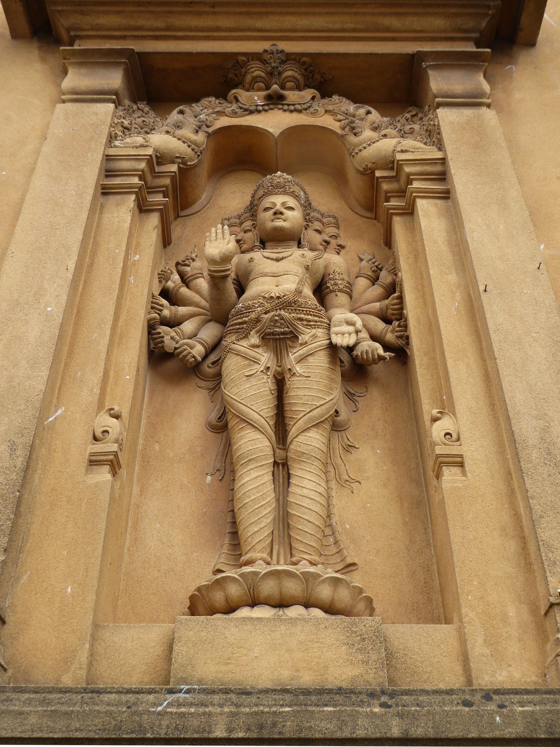 050 Kataragama, Kelaniya Raja Maha Vihara