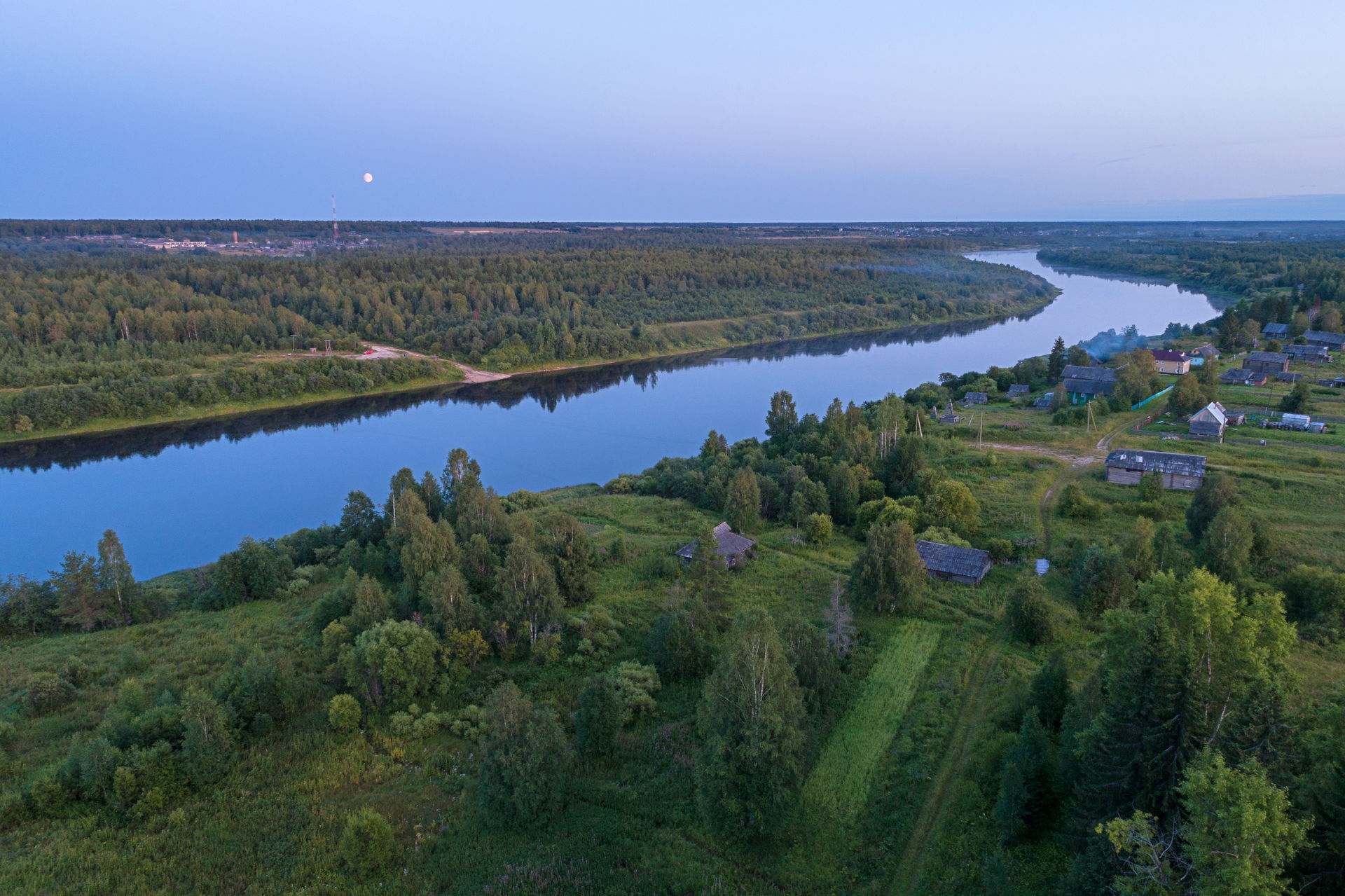Onega River near Berezhnaya Dubrova, Plesetsky district, Arkhan…