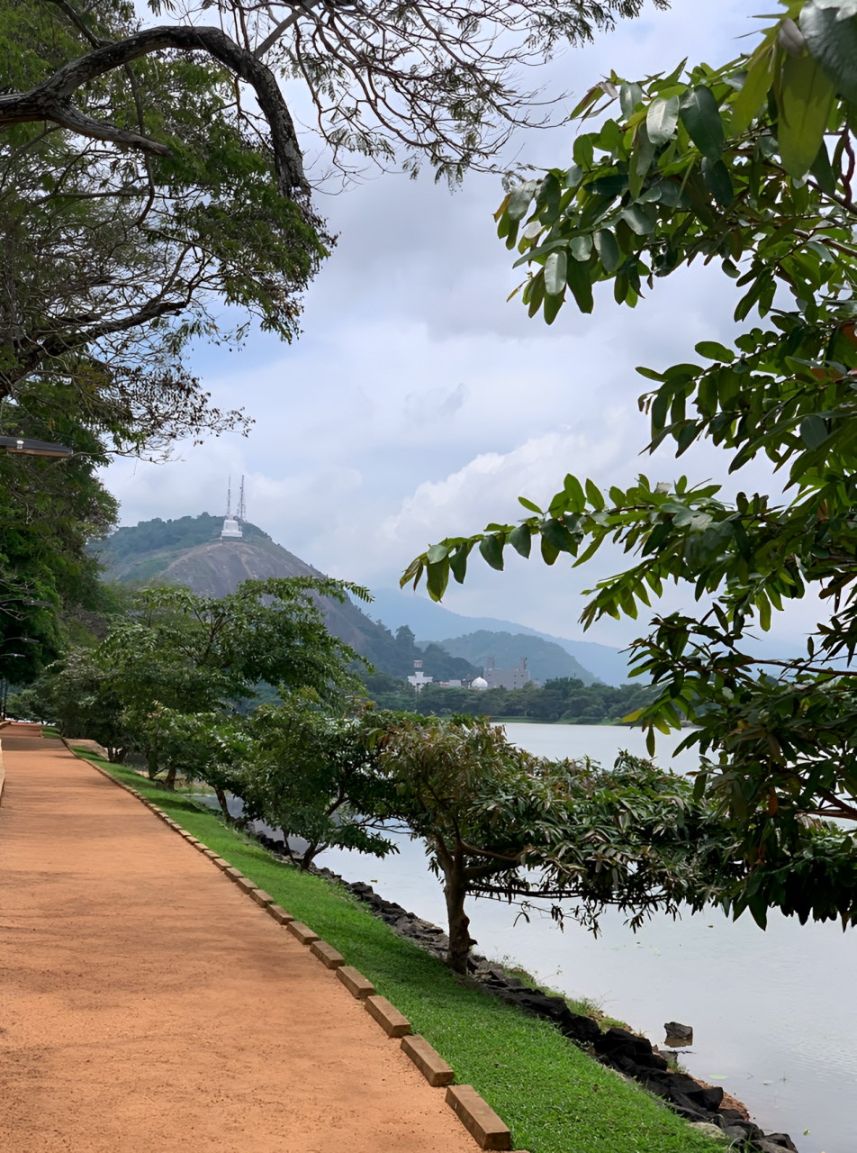 Kurunegala Lake Round