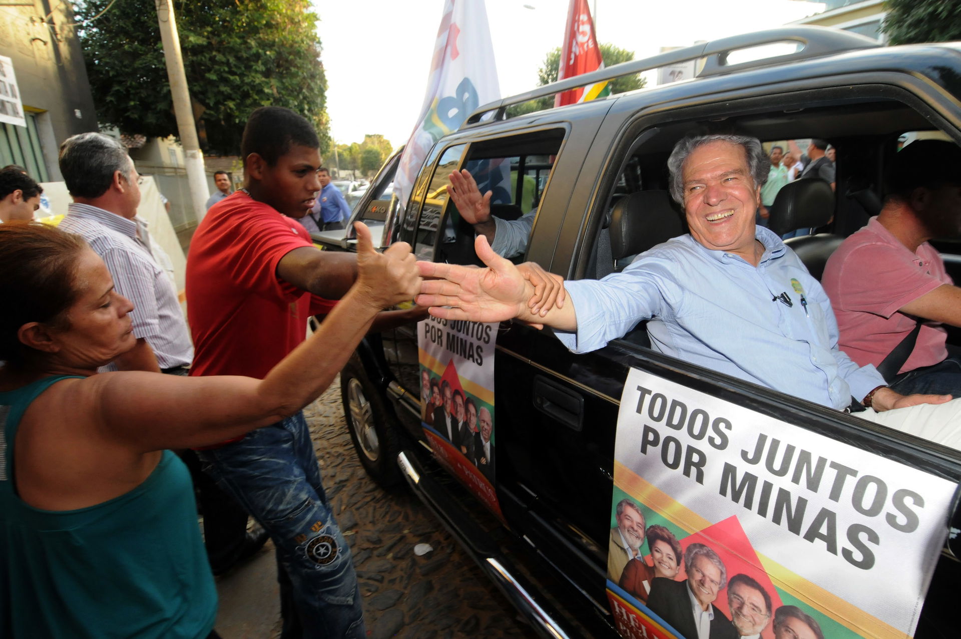 04/08/2010. Aracuai. O candidato ao governo de Minas Gerais, pe…