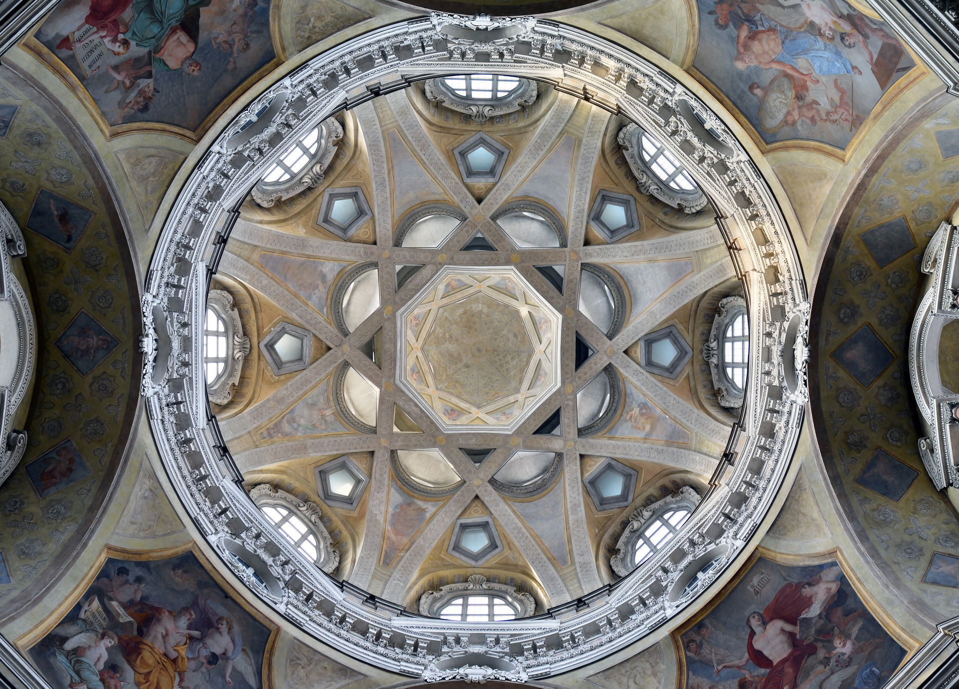 San Lorenzo (Turin) - Dome interior