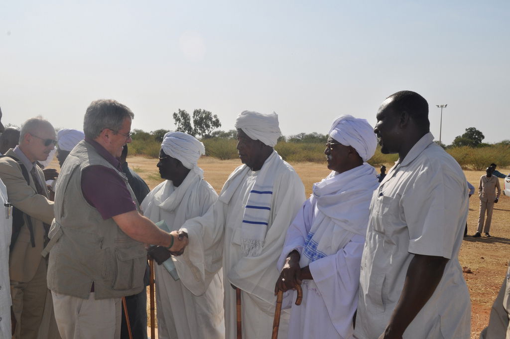SE Gration greets Misseriya tribal elders in Muglad, Sudan.