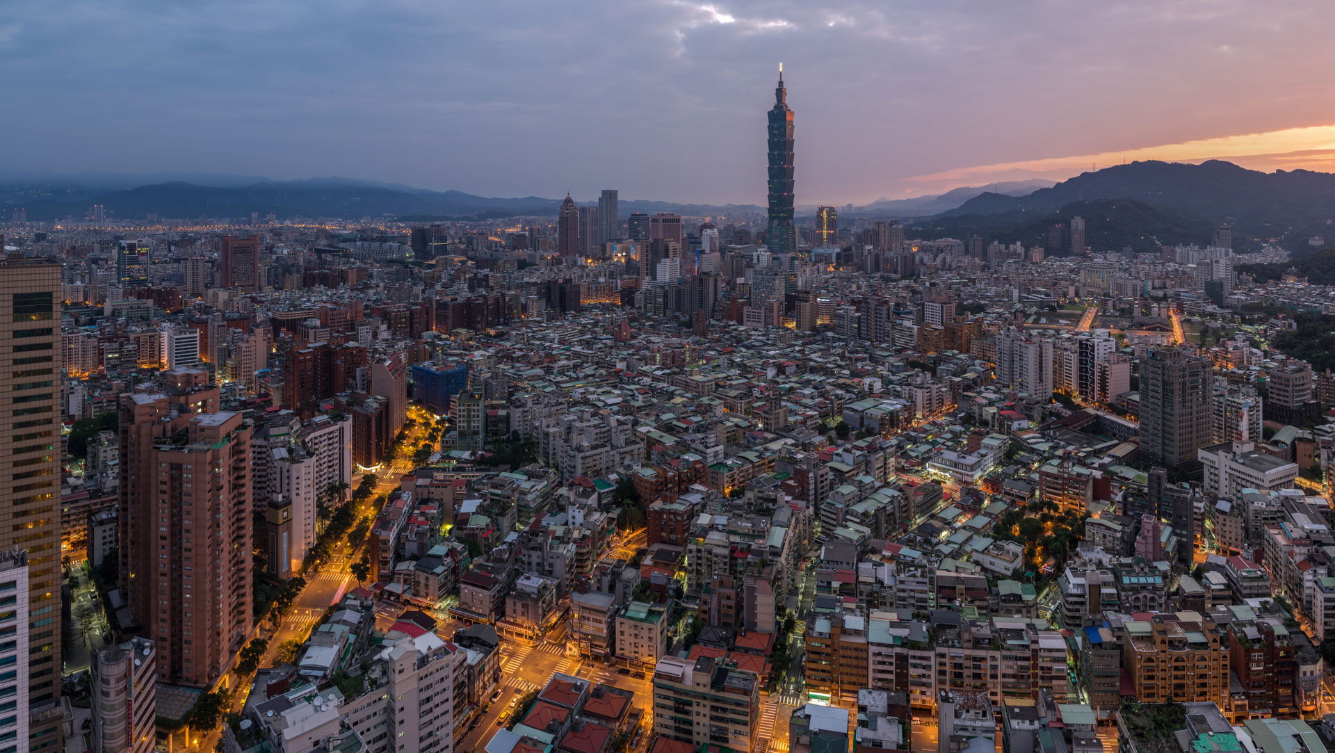 Taipei sunrise panorama. This image was stiched in Hugin using …