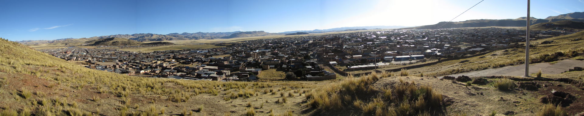 Panorama of the town of Ayaviri