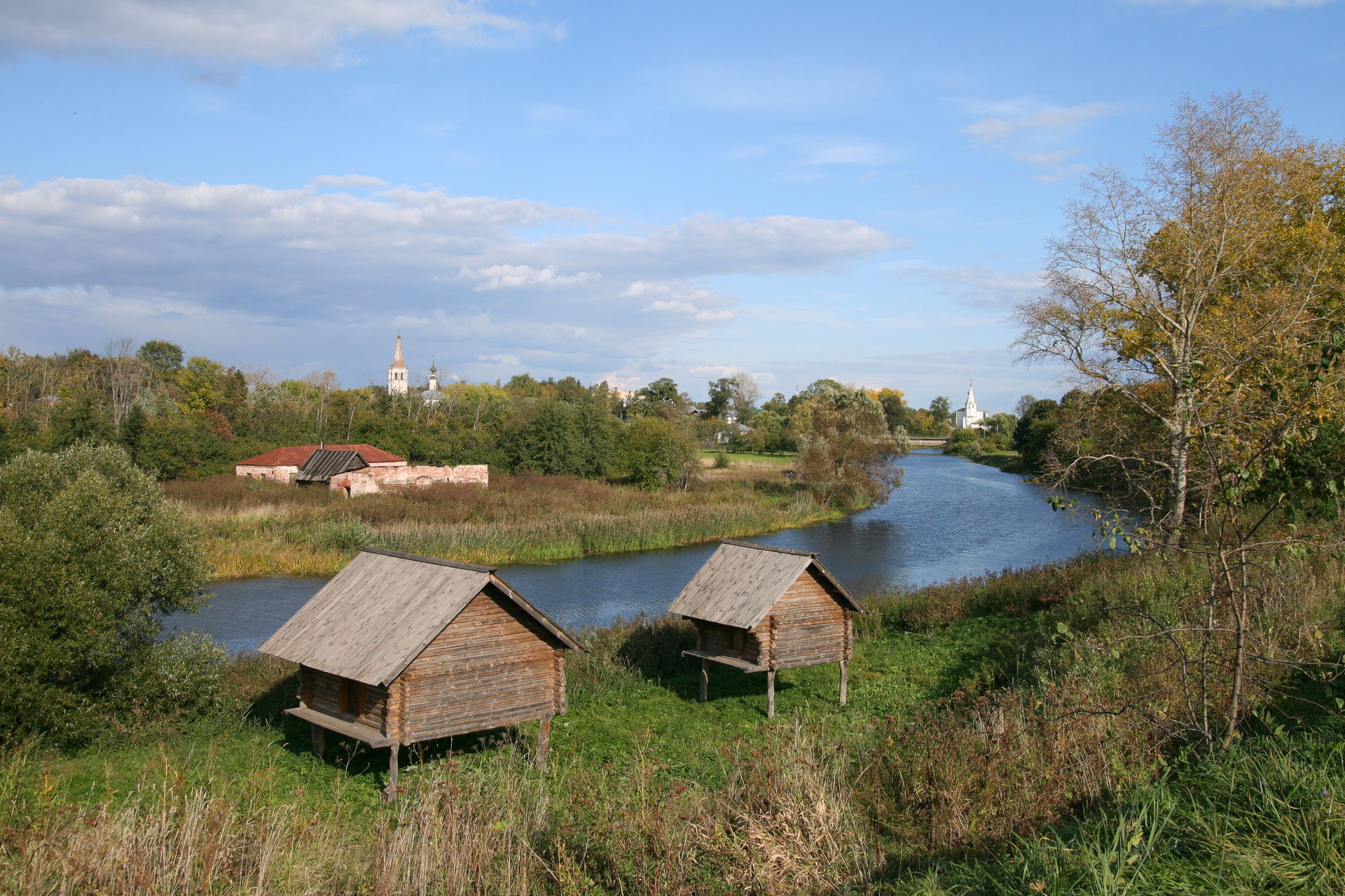 Kamenka River at Suzdal
