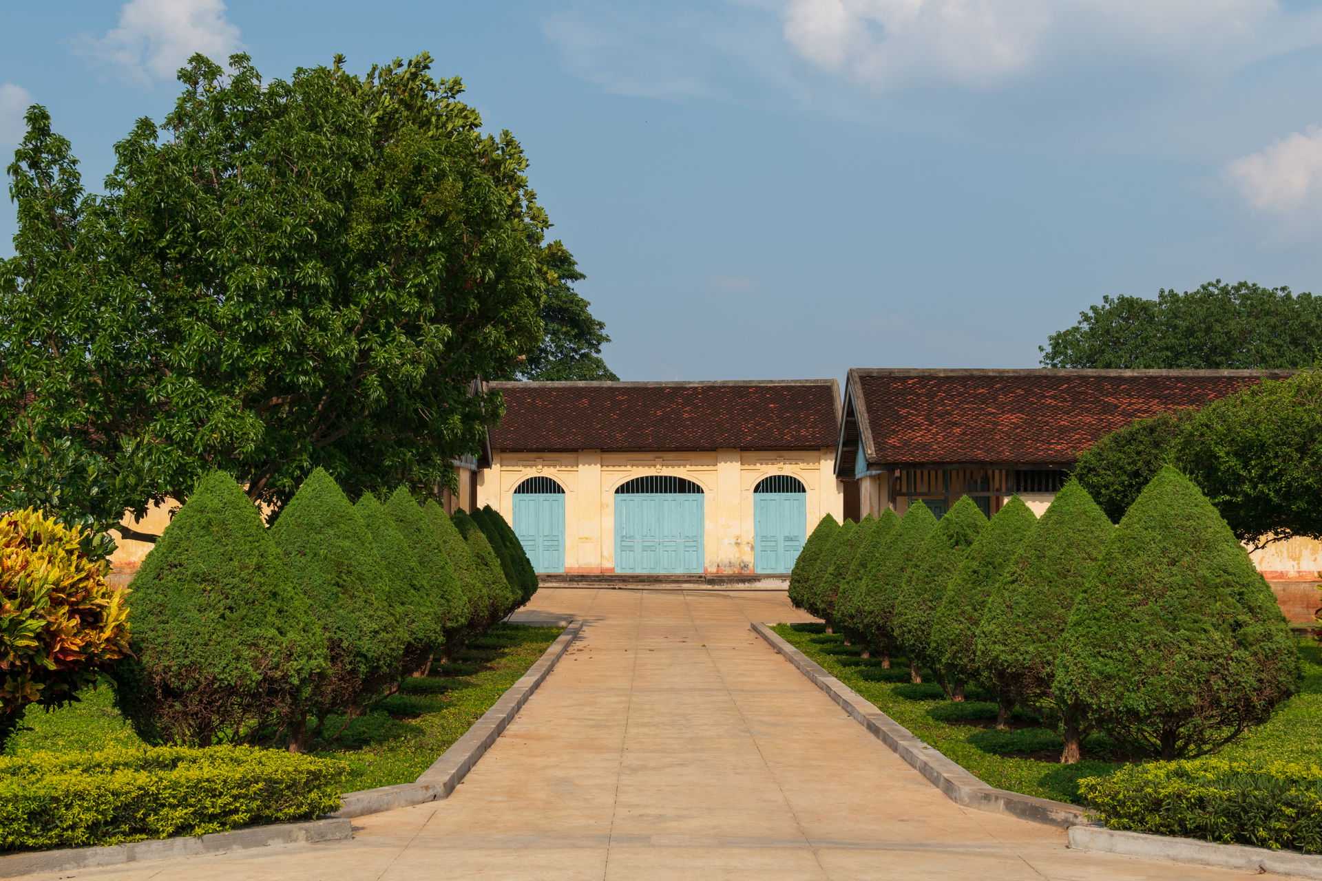 Footpath and building at the Buôn Ma Thuột Exile House, a forme…