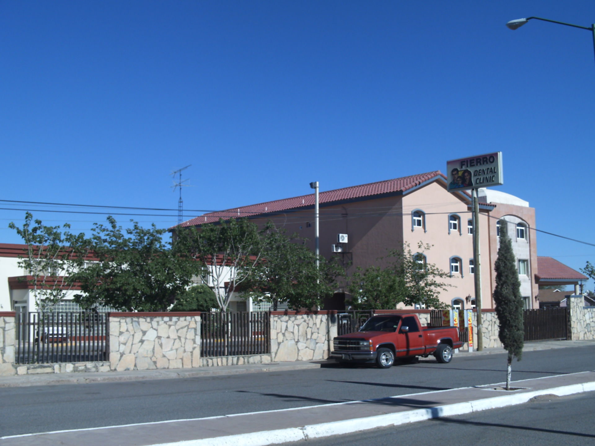 Vista Clinica y Hotel Fierro