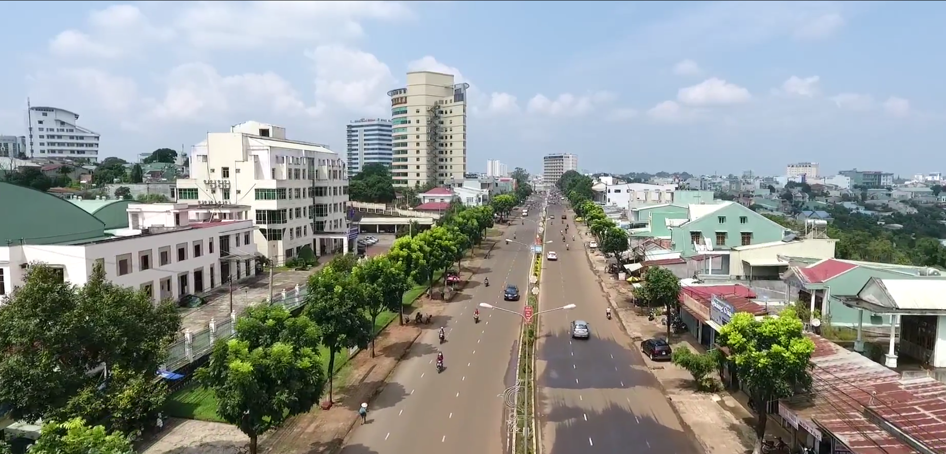 đường Lê Duẩn - Tp.Pleiku được chụp từ flycam