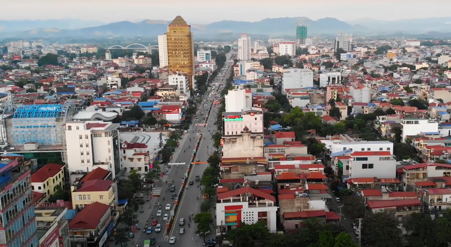 Đường Hoàng Văn Thụ, phường Phan Đình Phùng, thành phố Thái Ngu…