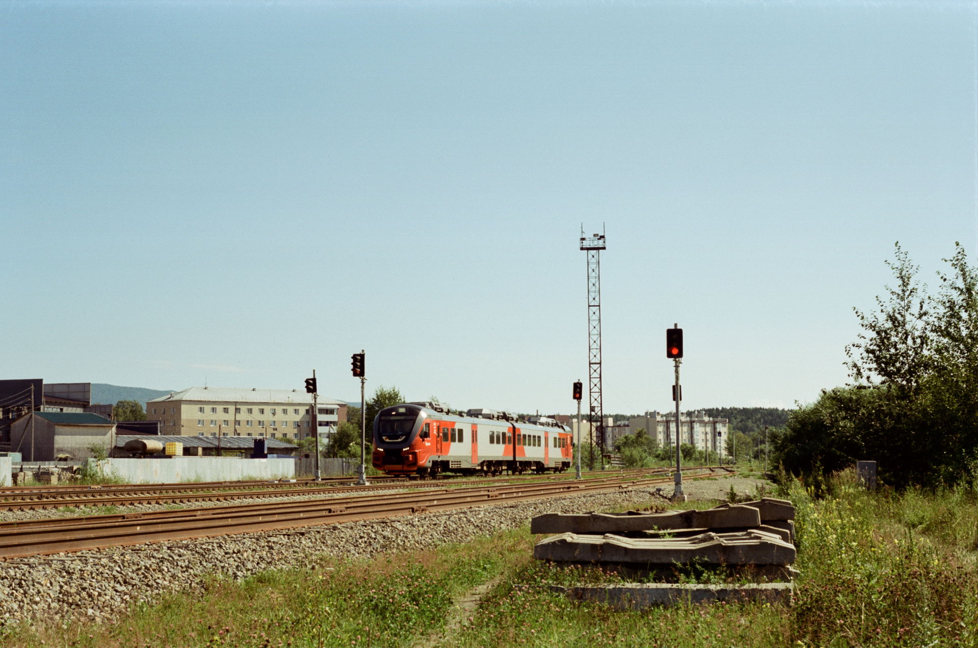 RZD RA3-026 at Dolinsk railway station Korsakov-Arsentievka rai…