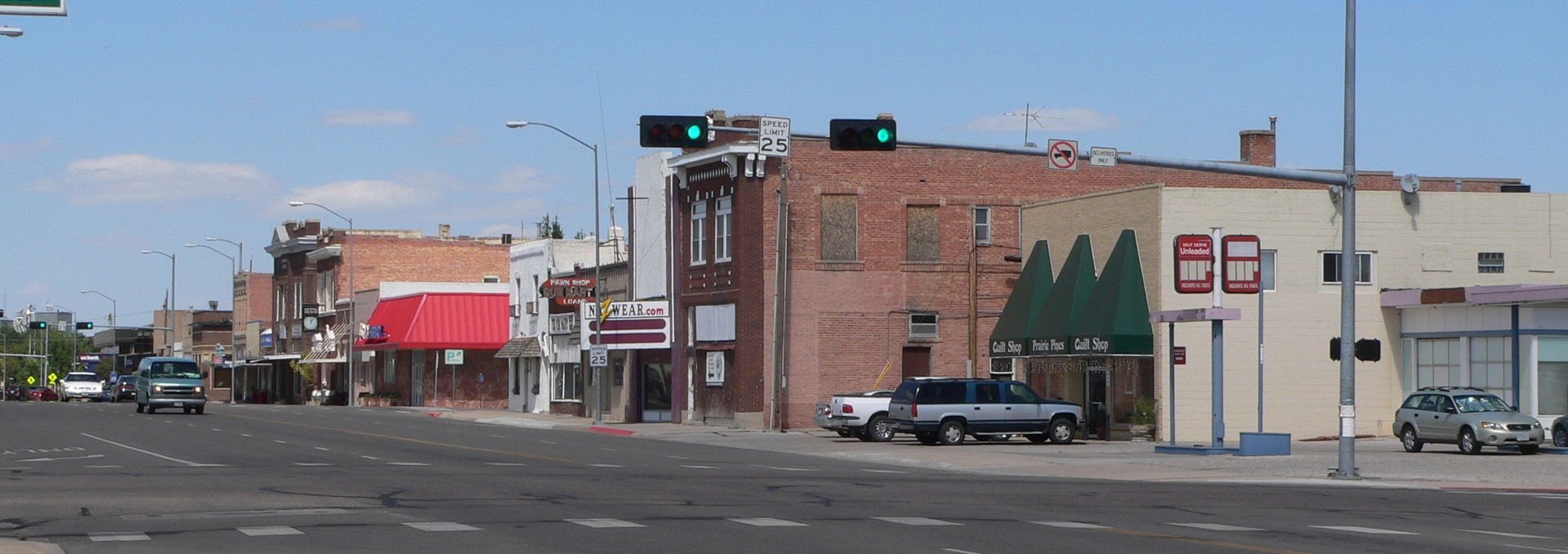 Gering, Nebraska: east side of 10th Street, looking northeast f…