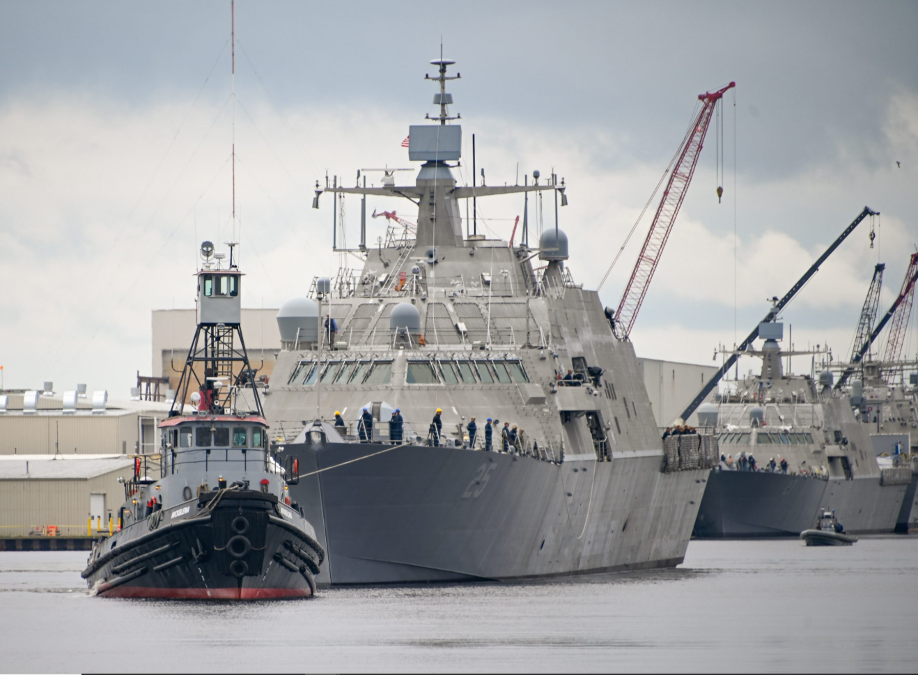 The United States Navy littoral combat ship USS Marinette (LCS-…