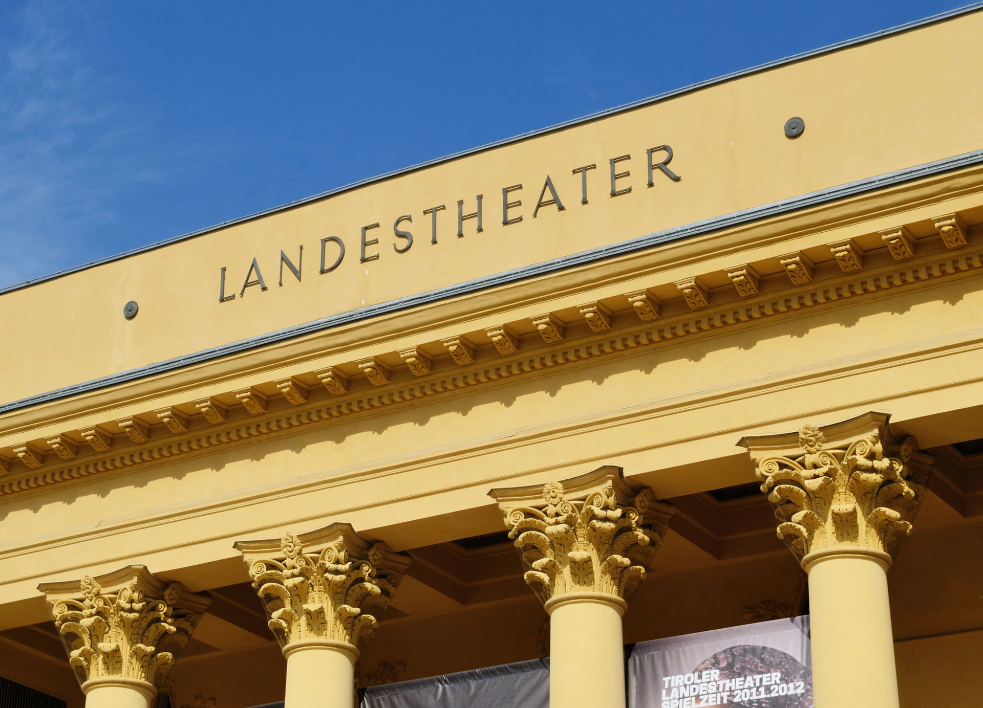 Innsbruck: Theatre of the federal state Tyrol