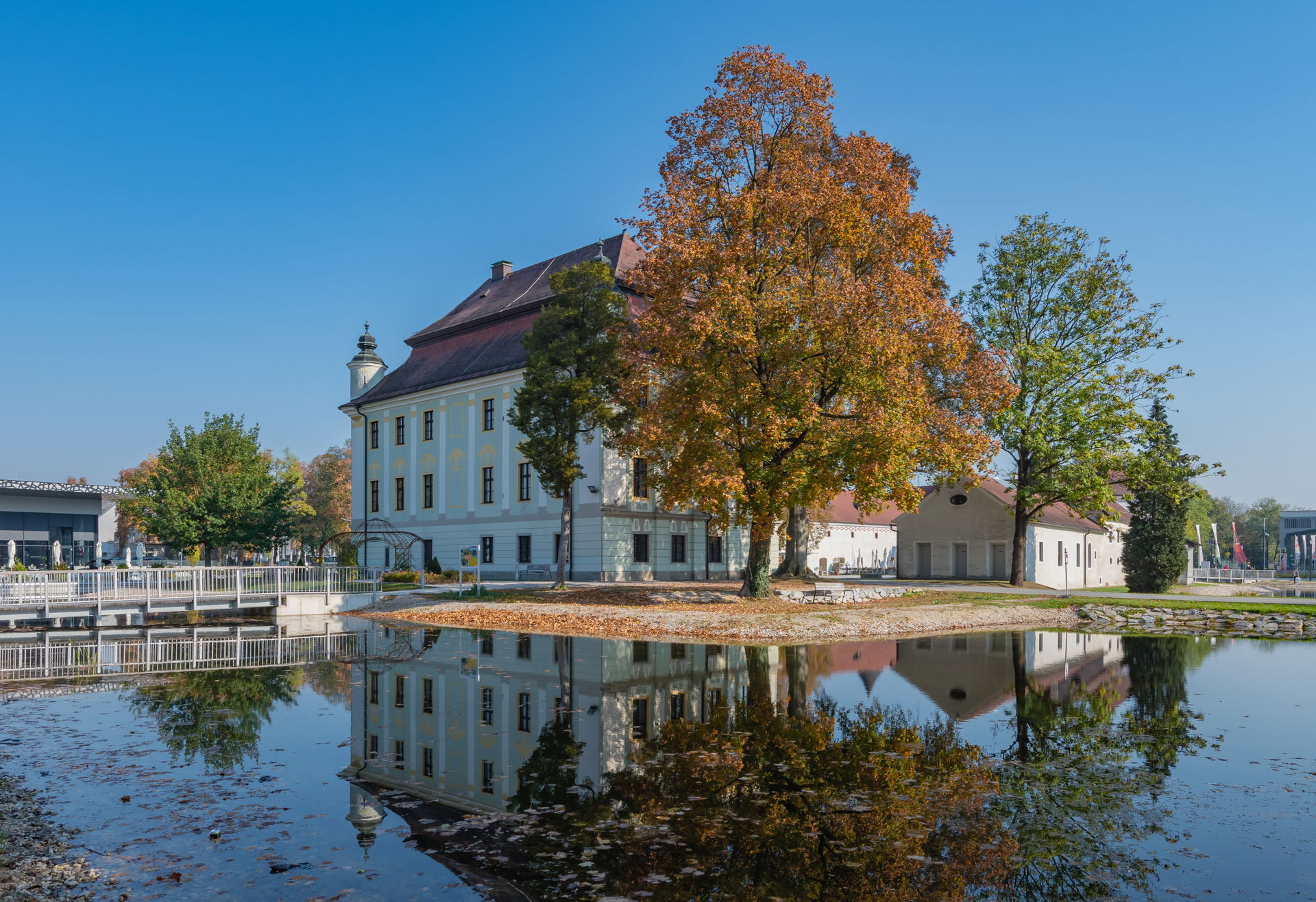 Castle Traun was erected as moated castle. Moat and pond were f…