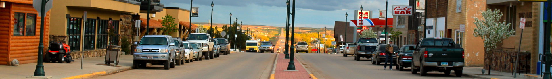 Looking south down main street at the intersection of 2nd Ave i…
