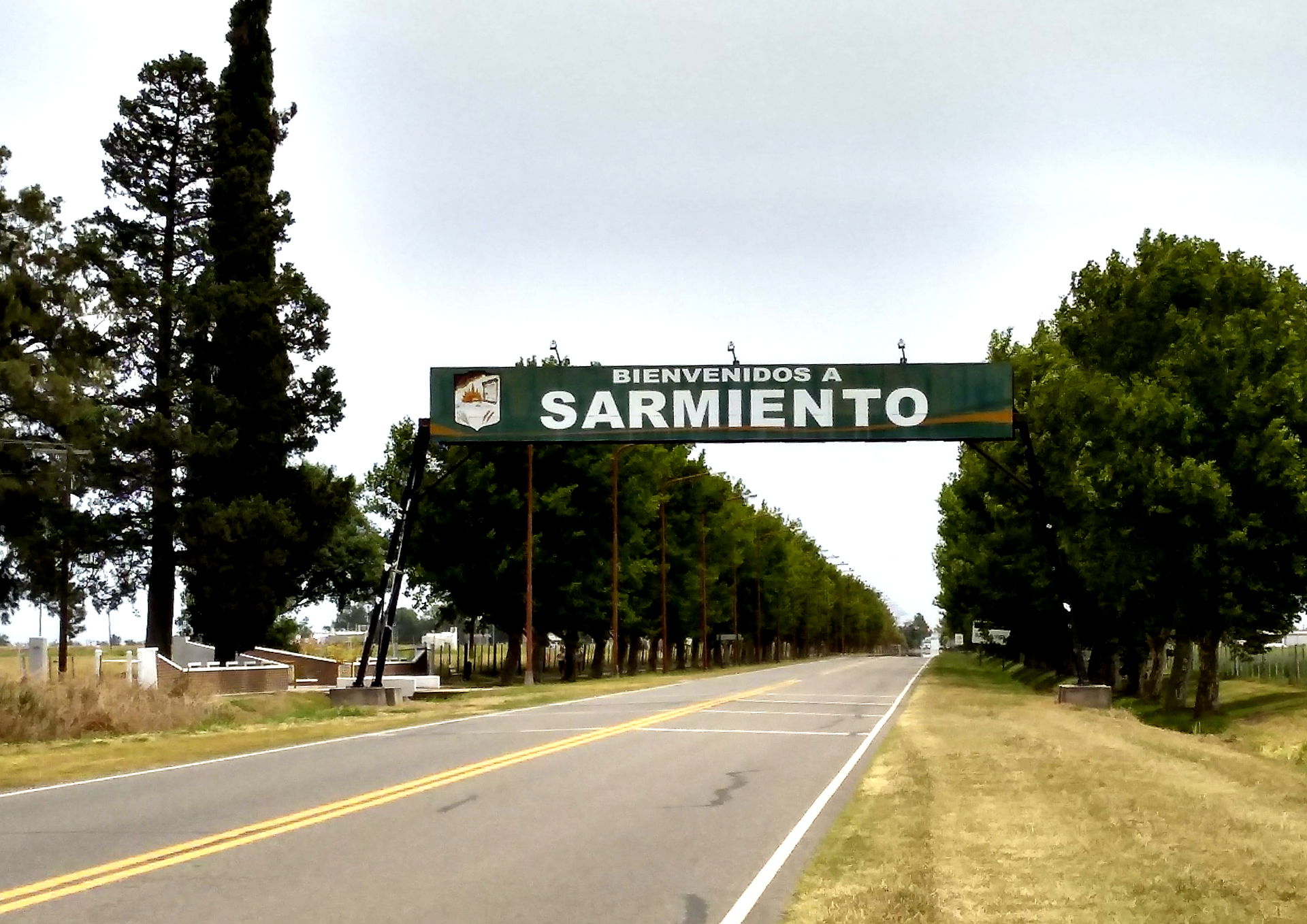 Portal de acceso a Sarmiento, Departamento Las Colonias, Santa …