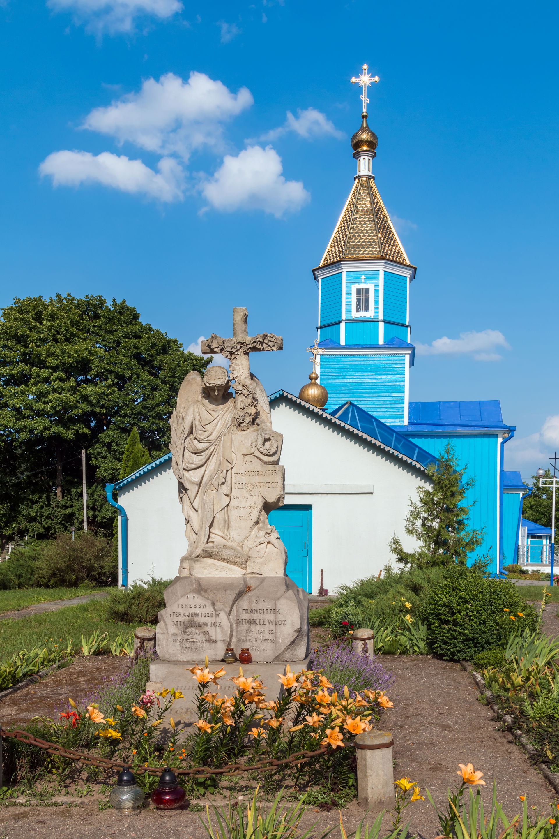 Grave of Aleksander Mickiewicz family. Saints Peter and Paul Or…
