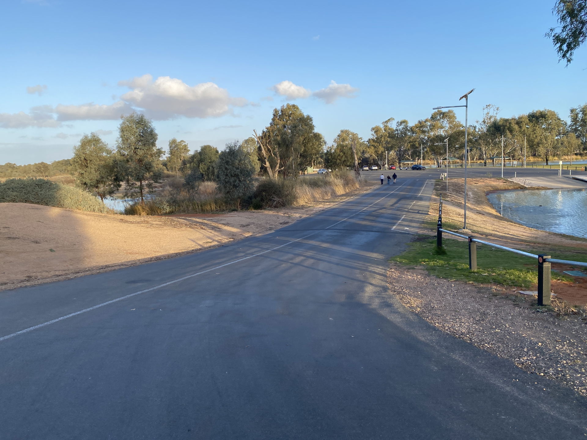 Marina Drive towards Martin’s Bend Reserve from Riverview Drive