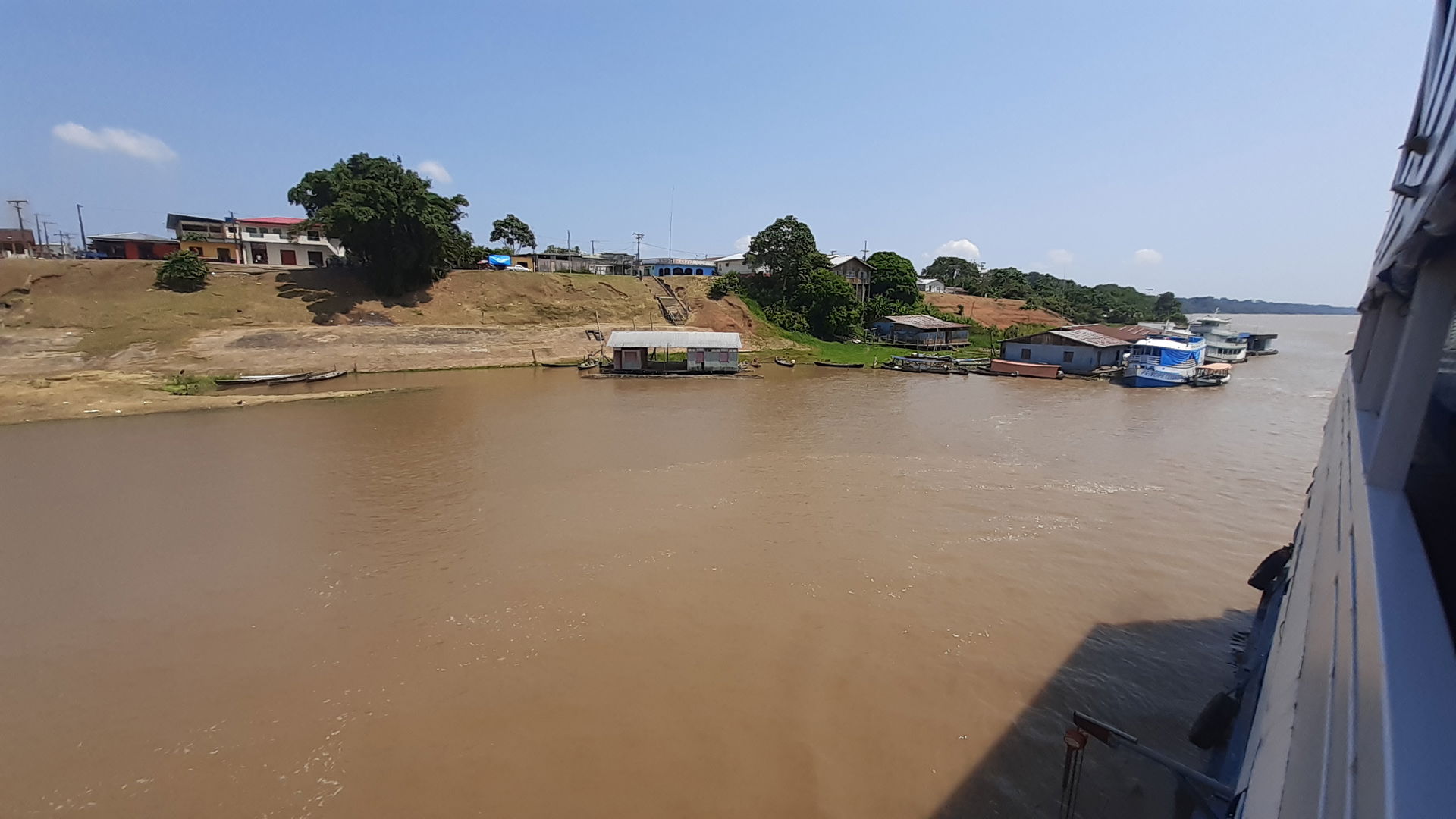 Tonantins is a municipality in the state of Amazonas in north-w…
