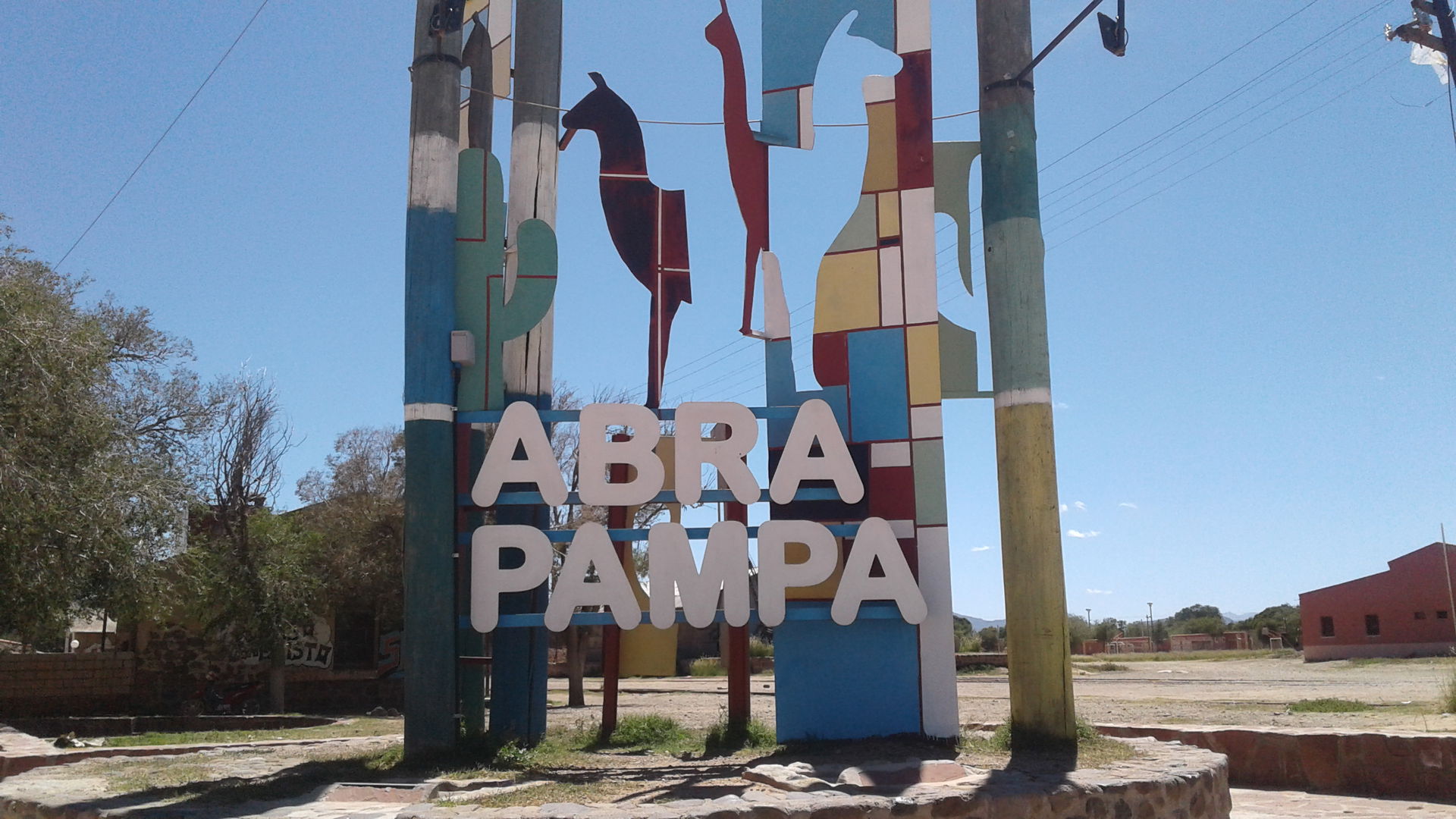 Vista de la entrada a la ciudad de Abra Pampa, sobre la Avenida…