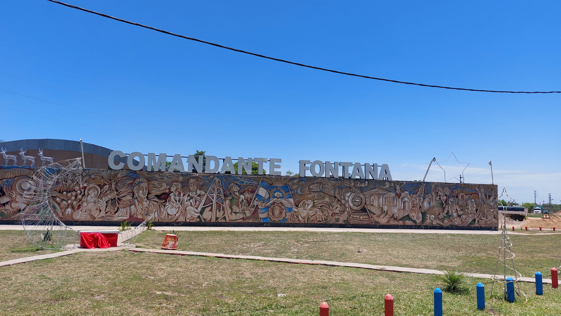 Ingreso a la ciudad Comandante Fontana, cabecera del departamen…